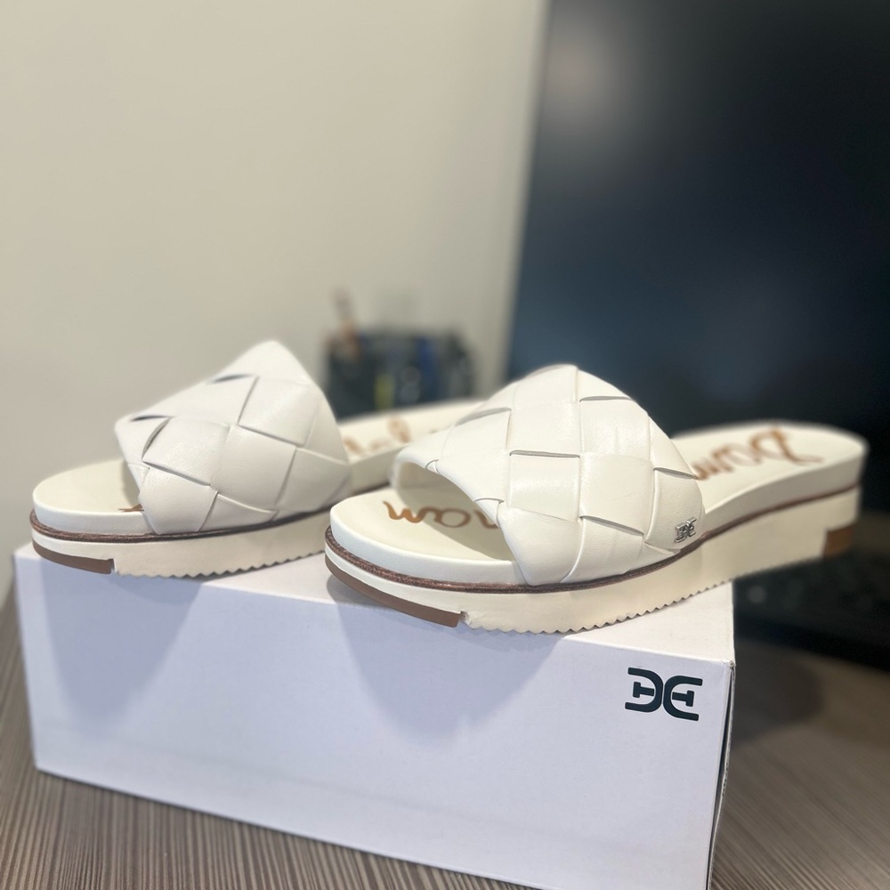 Sam Edelman White Woven Slide Sandals - Picture 4 of 8